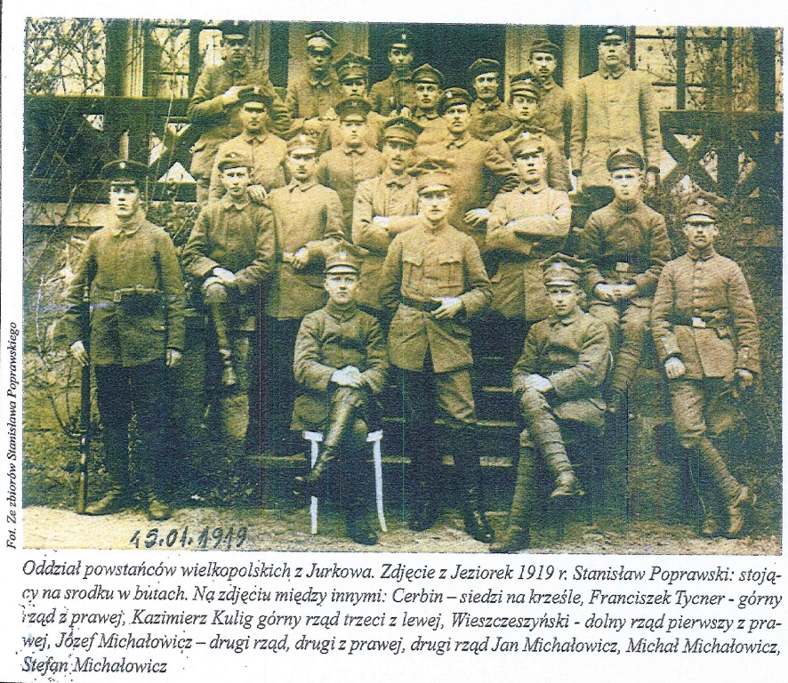 Fotografia przedstawia S. Poprawskiego wraz z oddziałem powstańców wielkopolskich. Fot. Archiwum R. Mądry.