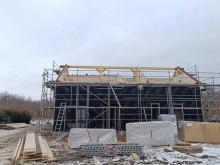Nowoczesna leśniczówka w Pniewach: Drewno, energia i odpowiedzialność